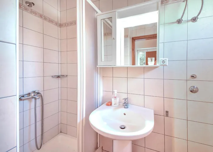 Ferienhaus Ivan By Interhome